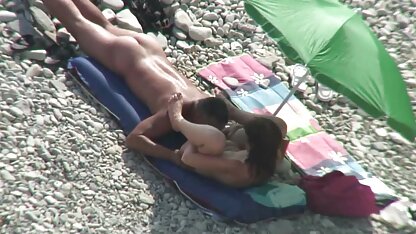 Cô gái tóc nâu ở cuối những porno thích sec may bay ba gia một cumshot rất xứng đáng