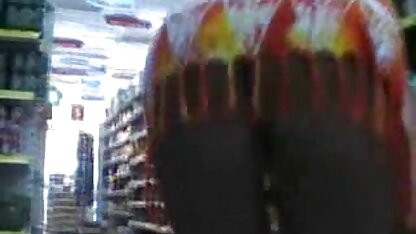 Drove những người phụ nữ ra và fuck sec lai may bay ba gia trên mui xe trong một lỗ cạo
