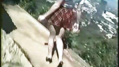 Bà già được fuck trong không đứng sec ong ba gia đắn vị trí