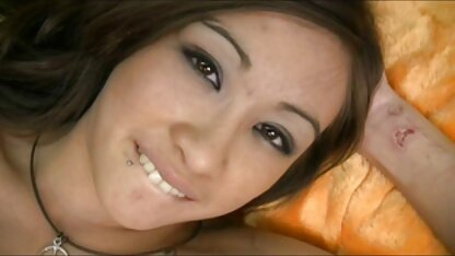 Busty cô gái phim sec dit ba gia fucks cứng với một lớn thùng