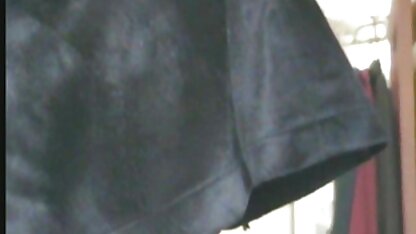 Chân fetishist fucked trong các âm sec may bay ba gia đạo của một gà con trong vớ